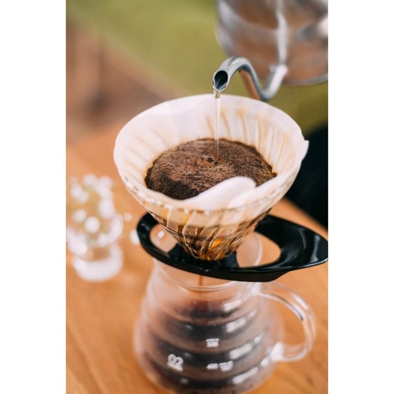 Hario V60 02 قمع تقطير زجاجي، أسود